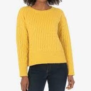 **Kut From The Kloth** Crop Cablestitch Crew Neck Sweater. Size XS